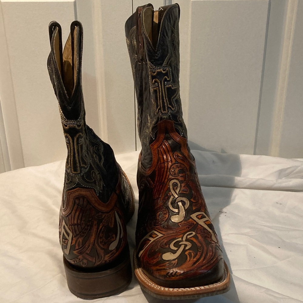 Tin Haul Men's Western Boots - Brown and Black with Cream Accents - Picture 8 of 10
